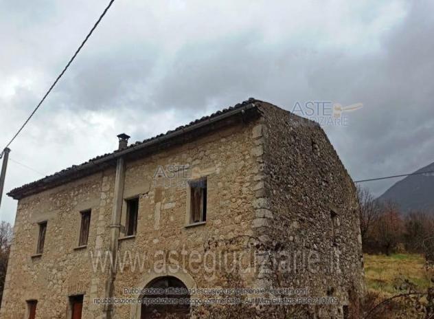 IMMOBILI-IMMOBILE RESIDENZIALE-via Nazionale Santa Restituta – Rosce snc