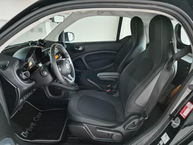 smart forTwo FORTWO 0.9 TURBO PASSION 90CV TWINAMIC TETTO PANORAMICO VETRI PRIVACY CRUISE CONTROL C.15" CLIMA - Foto 10