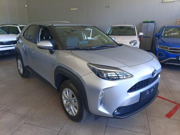 TOYOTA Yaris Cross 1.5 Hybrid 5p. E-CVT Active rif. 23904167 - Foto 3