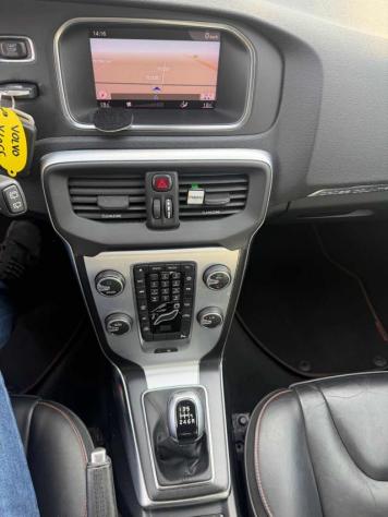 VOLVO V40 Cross Country D2 Summum OCEAN RACE rif. 24175020 - Foto 10