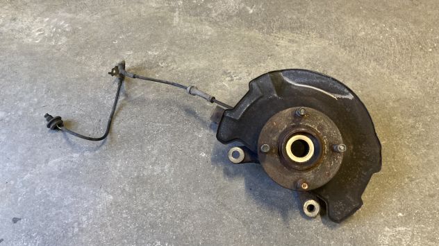 Fuselli mozzi ruota anteriori Suzuki Swift 1.3 benzina 4x4 del 2007 - Foto 2