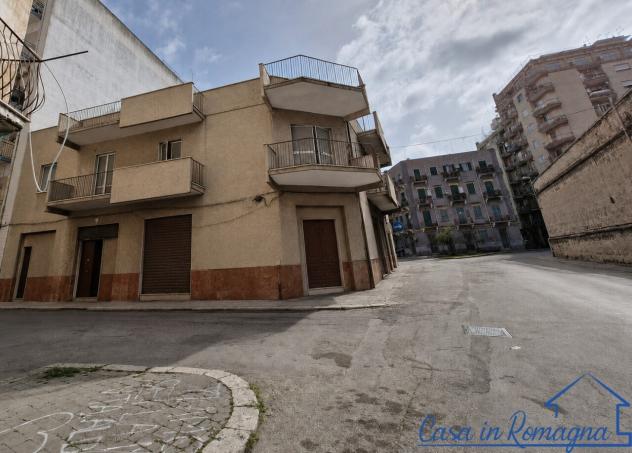 Palazzo / Stabile in vendita a Taranto - Foto 2