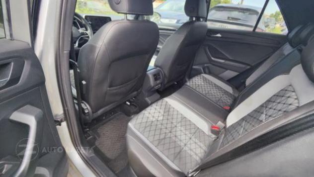 VOLKSWAGEN T-Roc 1.5 TSI ACT DSG R-Line rif. 23787110 - Foto 6
