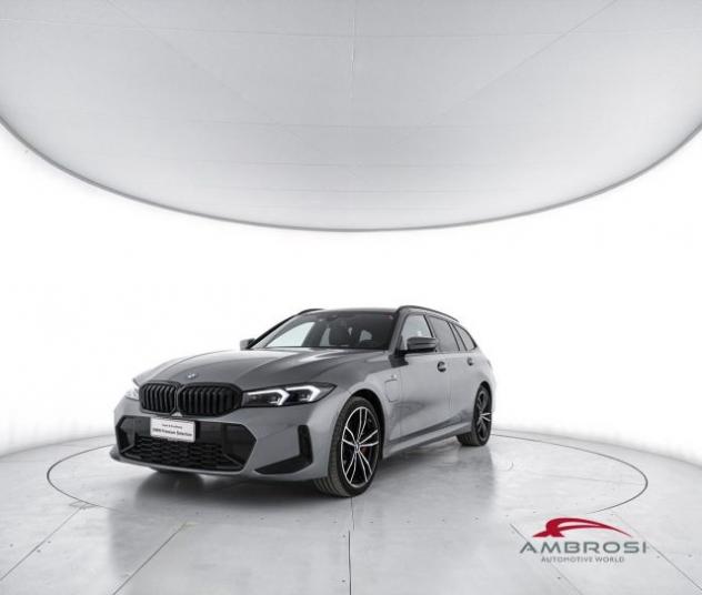 BMW 320 Serie 3 e Msport auto rif. 24096500