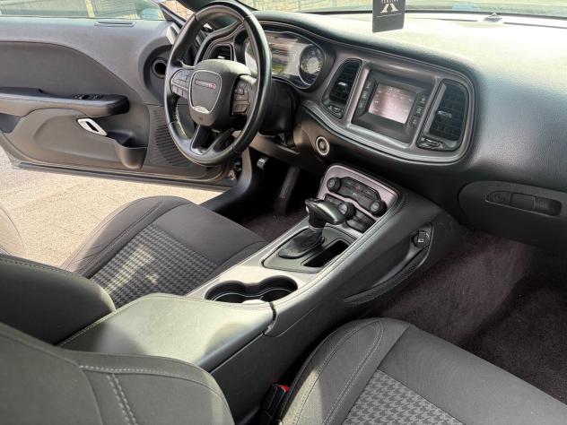 Dodge Challenger 3.6 V6 - Foto 2