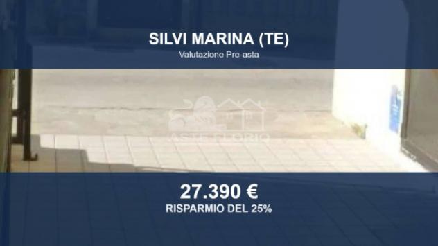 Immobile in asta di 85 m², box auto in vendita a Silvi