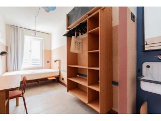 Room 15