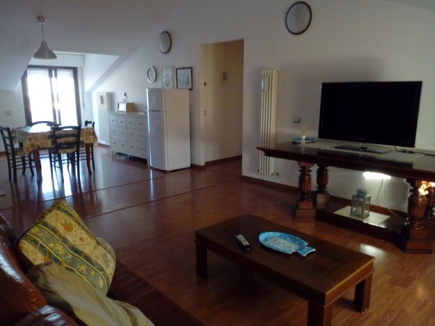 camera con bagno a Porto potenza - Foto 7