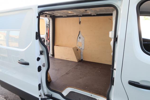 Renault Trafic T27 2.0 dCi 150CV PC-TN Furgone - Foto 8