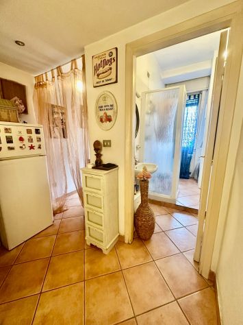Bilocale con balcone e cantina- 700 euro - Foto 5