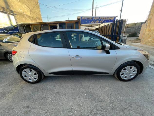 Renault Clio dCi 8V 75CV Start&Stop 5 porte Energy Zen - Foto 9