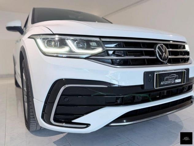 VOLKSWAGEN - Tiguan - 2.0 BiTDI DSG 4M. Adv. R-Line BMT - Foto 3