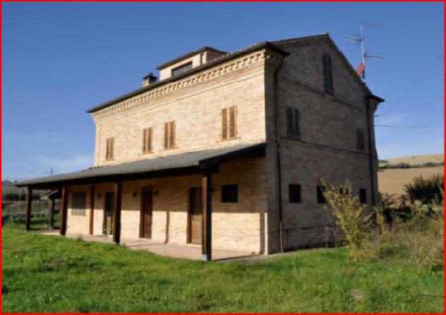 Immobile in asta di 274 m² con più di 5 locali in vendita a Francavilla d'Ete - Foto 4
