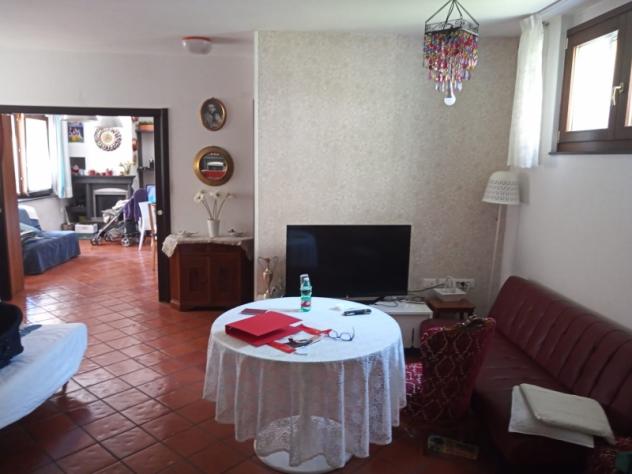 Soluzione semi-indipendente con terrazzo - Foto 5