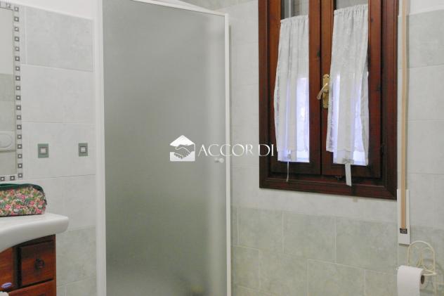 VILLA A SCHIERA di 5 vani e di 210 mq (TREVIGNANO) rif. RS669_1 - Foto 12