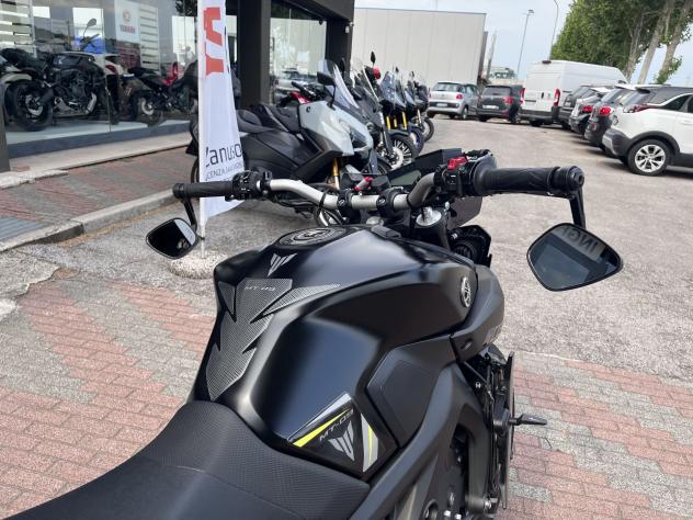 Yamaha MT-09 null - Foto 10