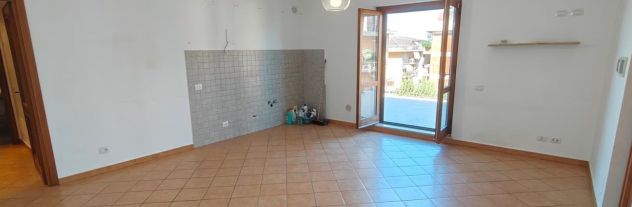 MONTEROTONDO TRILOCALE CON TERRAZZO