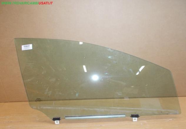 SCENDENTE PORTA ANT.D. TOYOTA AVENSIS (T270)  Vetri e Retrovisori  Cristalli  Cristalli porte  Cristal TOYOTA - AVENSIS - 01-01-2009 - 01-12-2015