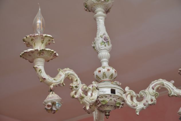 Lampadario in Ceramica di Capodimonte - Stile Barocco/Rococò - Foto 5