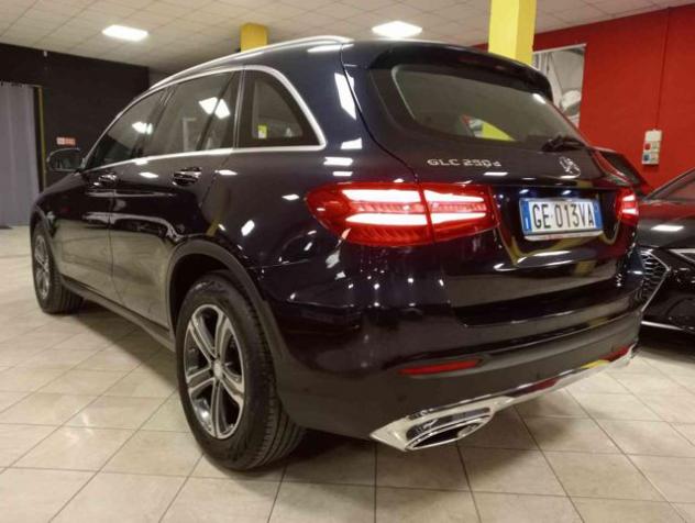 MERCEDES-BENZ GLC 250 d 4Matic Exclusive ** KM CERTIF. MERCEDES ** rif. 23720022 - Foto 4