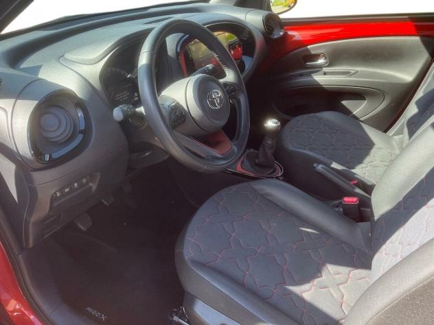 Toyota Aygo X 1.0B (72 CV) Lounge - Foto 7
