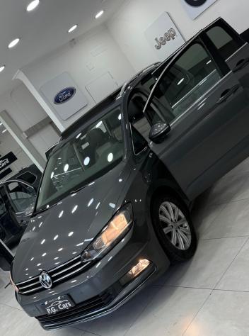 Volkswagen Touran 2.0 TDI 150 CV SCR DSG Executive BlueMotion Tech. - Foto 2
