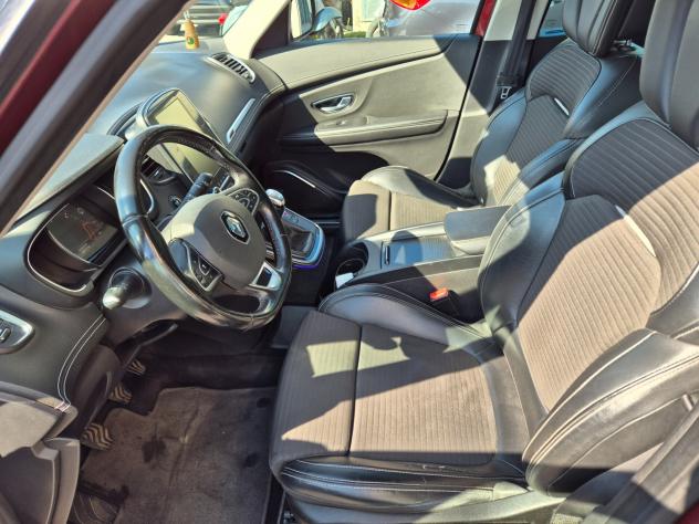 Renault Grand Scenic dCi 8V 110 CV Energy Zen BOSE - Foto 9