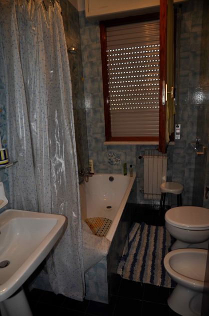 Rimini, disponibile periodo estivo attico con terrazzo - Foto 8