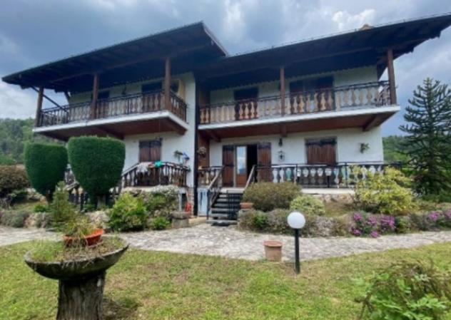 Immobile in asta di 140 m², box auto in vendita a Fino del Monte - Foto 3