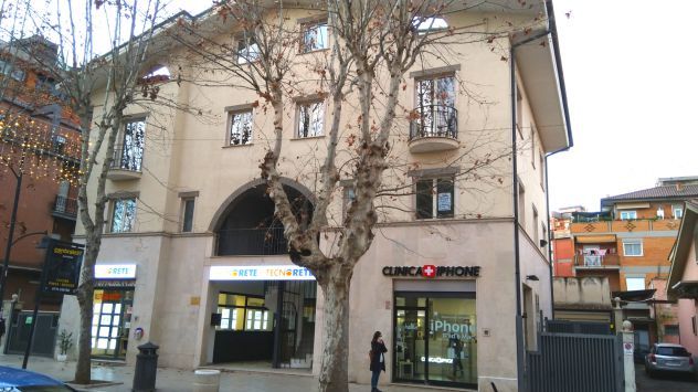 Ufficio in affitto - viale Roma 78 Centro Guidonia Montecelio