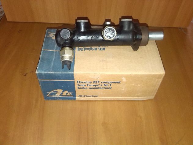POMPA FRENI VOLKSWAGEN TRANSPORTER DAL 8/1970 AL 8/1979 ATE 03.2123-2604.3