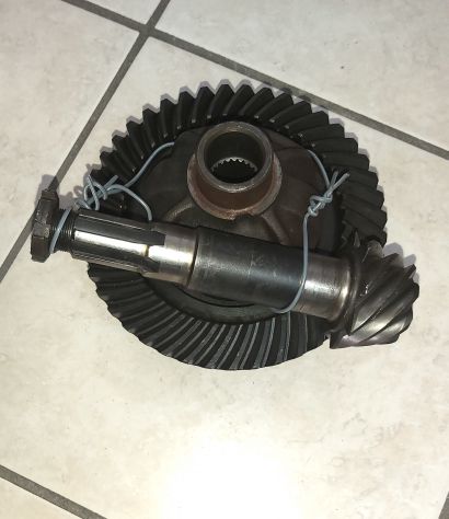 COPPIA CONICA 8X41 ALFA ROMEO GIULIA CON SCATOLA PLANETARI - Foto 2