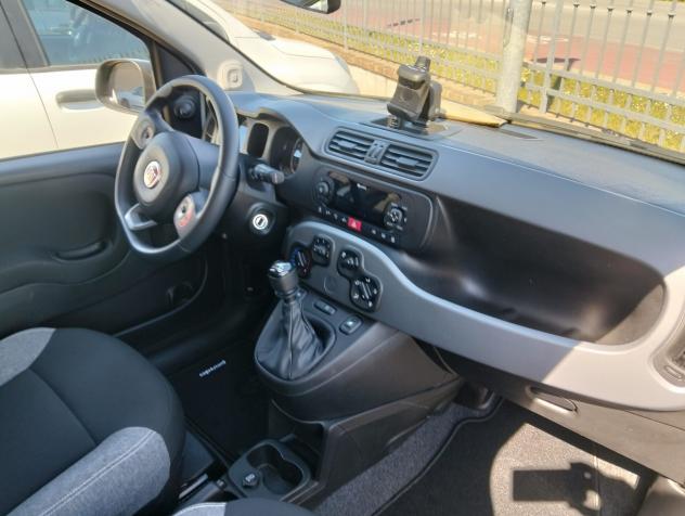 Fiat Panda 1.0 FireFly S&S Hybrid City Life - Foto 8