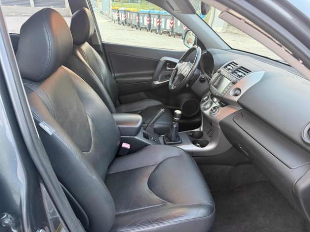 TOYOTA RAV 4 MY23 RAV4 2.2 D-4D 177 CV Luxury rif. 24065358 - Foto 6
