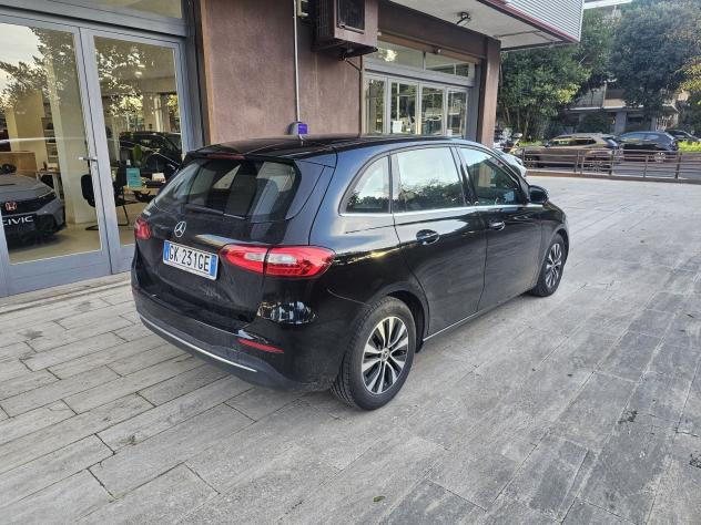 Mercedes-Benz Classe B B 180 d Automatic Sport - Foto 4
