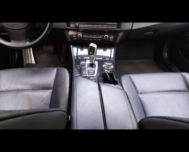 BMW Serie 5 (F10/F11) 520d Touring - Foto 9