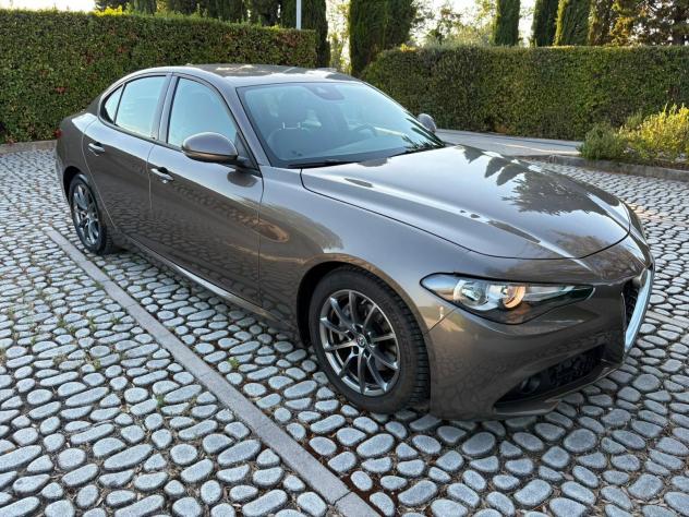 ALFA Giulia 2.2Turbodiesel 180CV 6M Super -08-2018 - Foto 5