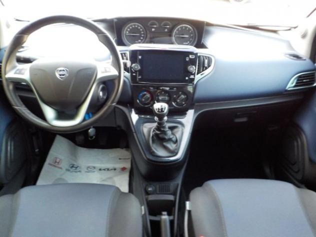 LANCIA Ypsilon 1.2 GPL 69CV Ecochic rif. 24132135 - Foto 7