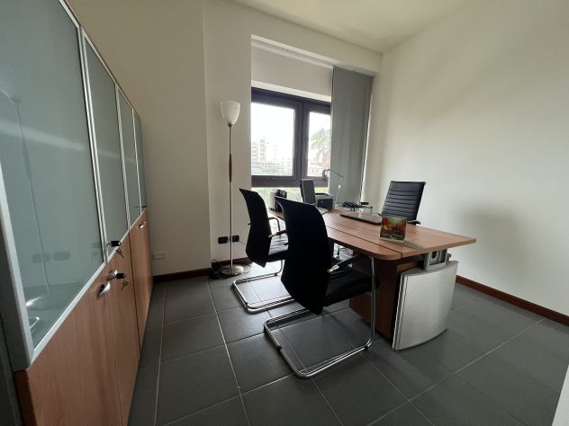 UFFICIO ESCLUSIVO 5 VANI CON P. AUTO - STABILE PRESTIGIOSO - Foto 7
