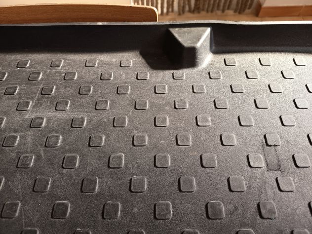 Ford Fiesta VI, anno di costruzione 2008 – Accessori per bagagliaio - Foto 7
