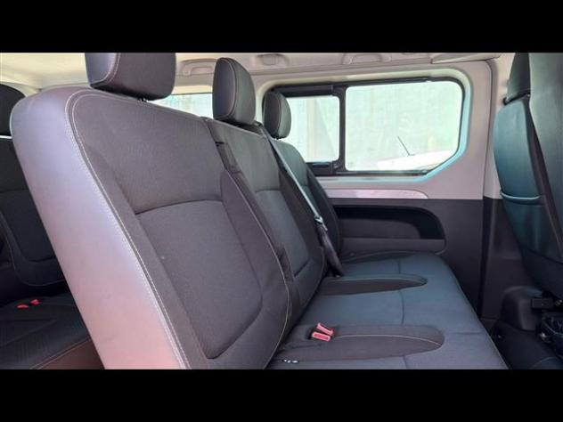 RENAULT Trafic passenger 2.0 Blue dci 150cv L2H1 Equilibre rif. 24007386 - Foto 6