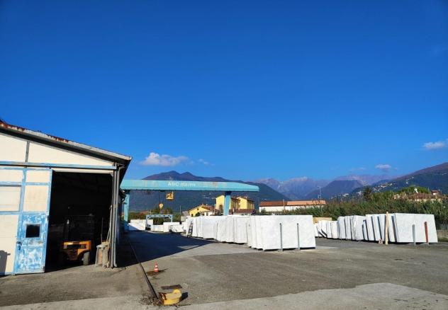 Capannone artigianale in vendita a Massa 8500 mq Rif: 1383900 - Foto 2