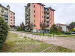 Appartamento di 70 m² con 2 locali e box auto in vendita a Lodi