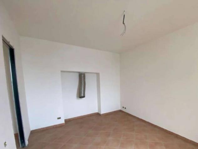 Immobile in asta di 96 m² in vendita a Maccagno con Pino e Veddasca - Foto 4