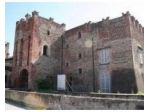QUADRILOCALE IN CONTESTO DI VILLA