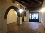 Borgo San Frediano affittiamo fondo commerciale di mq.90 con canna fumaria, &hellip;