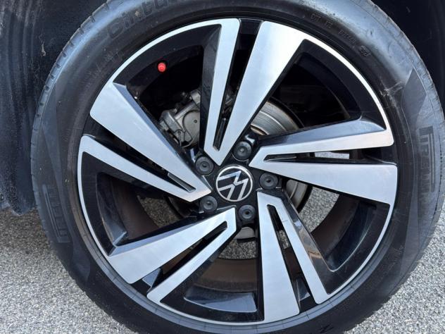 Volkswagen T-Roc 2.0 TDI SCR R-Line DSG - Foto 6