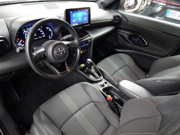 Toyota Yaris Cross 1.5 Hybrid 5p. E-CVT AWD-i Adventure - Foto 8