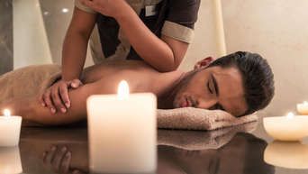 esperienza ventennale nel campo dei massaggi, Tel:3201818076