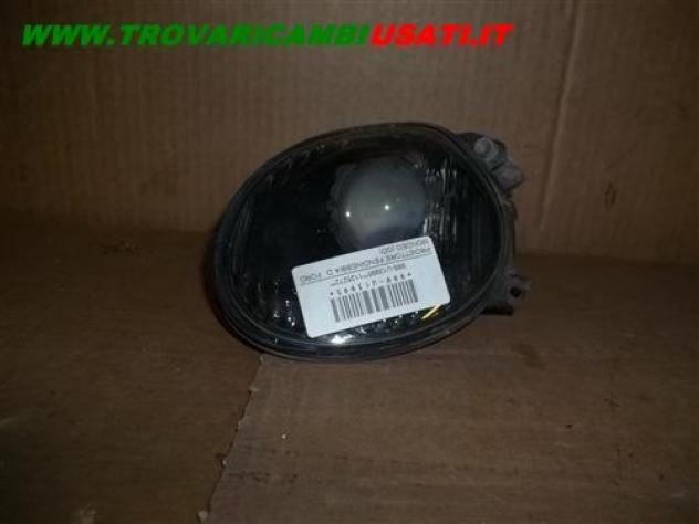 PROIETTORE FENDINEBBIA D. FORD MONDEO (GD)  Parti elettriche  Fanaleria  Fendinebbia dx. FORD - MONDEO - 01-09-1996 - 01-08-2000
